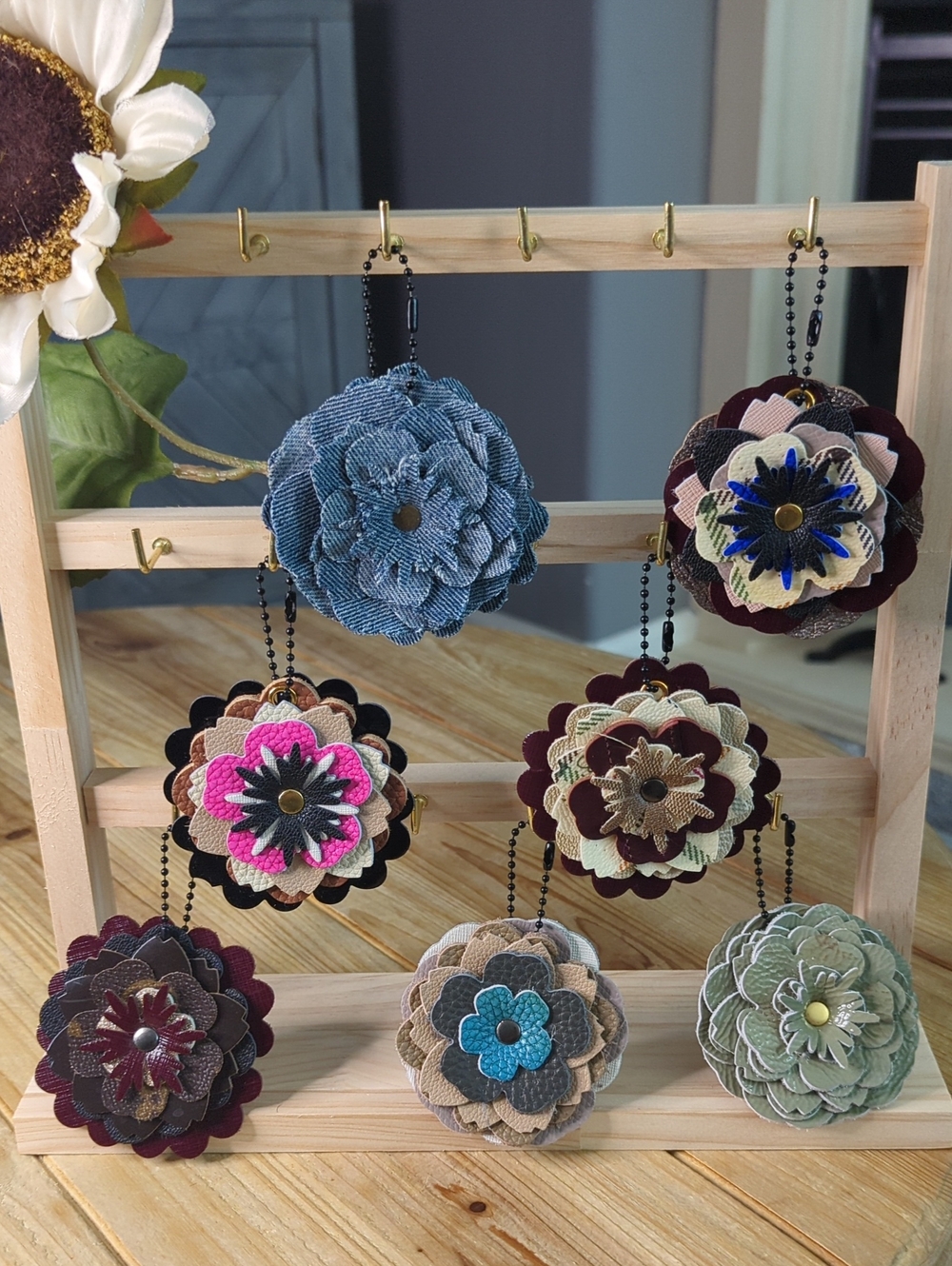 @roostercuster Rosette Bag Charm (Buyers Choice-1 Charm)